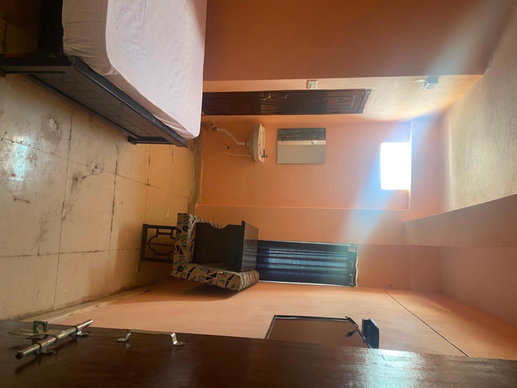 Hotel O R.J.International Pedda Ambarpet Luaran gambar