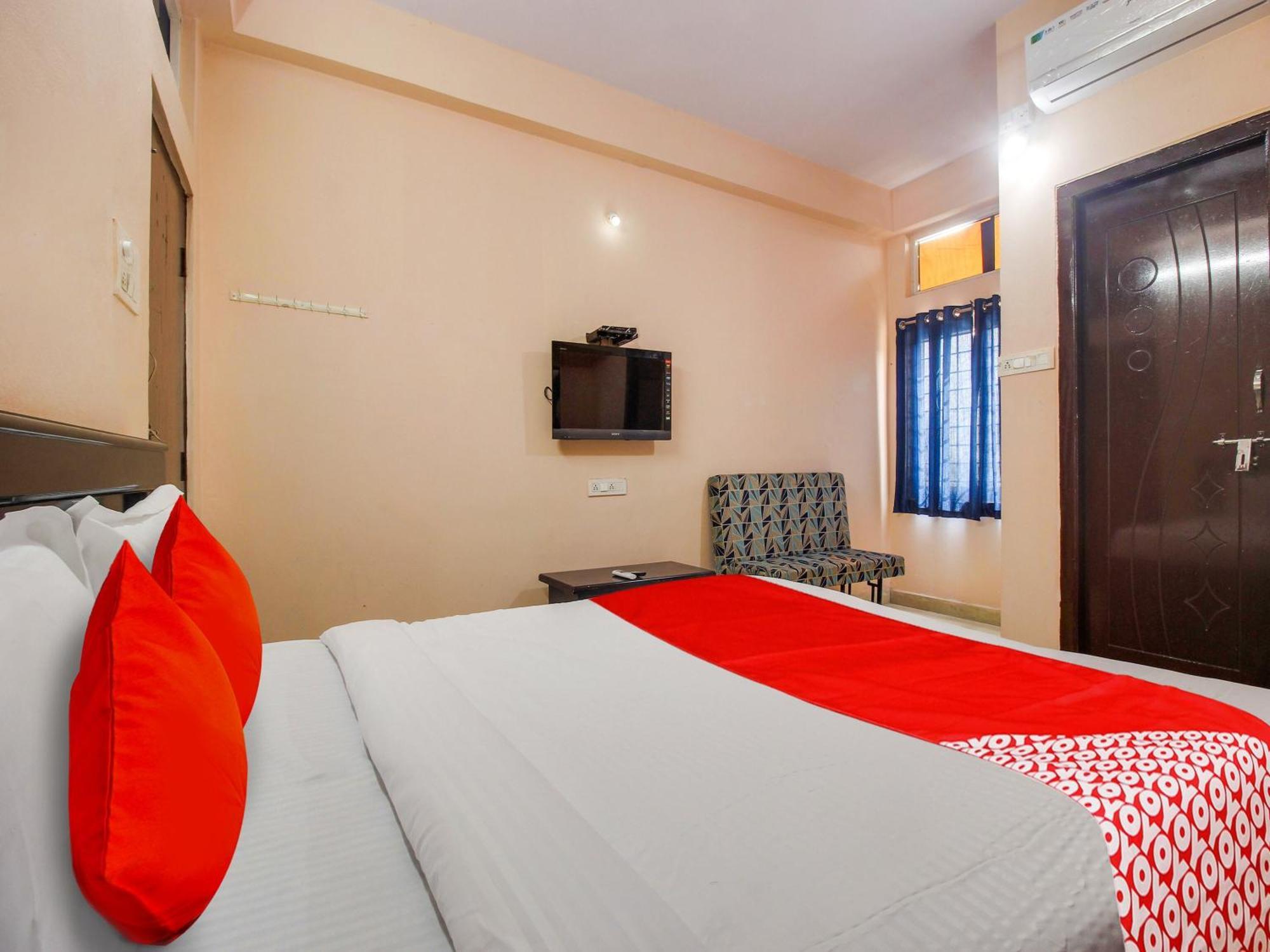 Hotel O R.J.International Pedda Ambarpet Luaran gambar