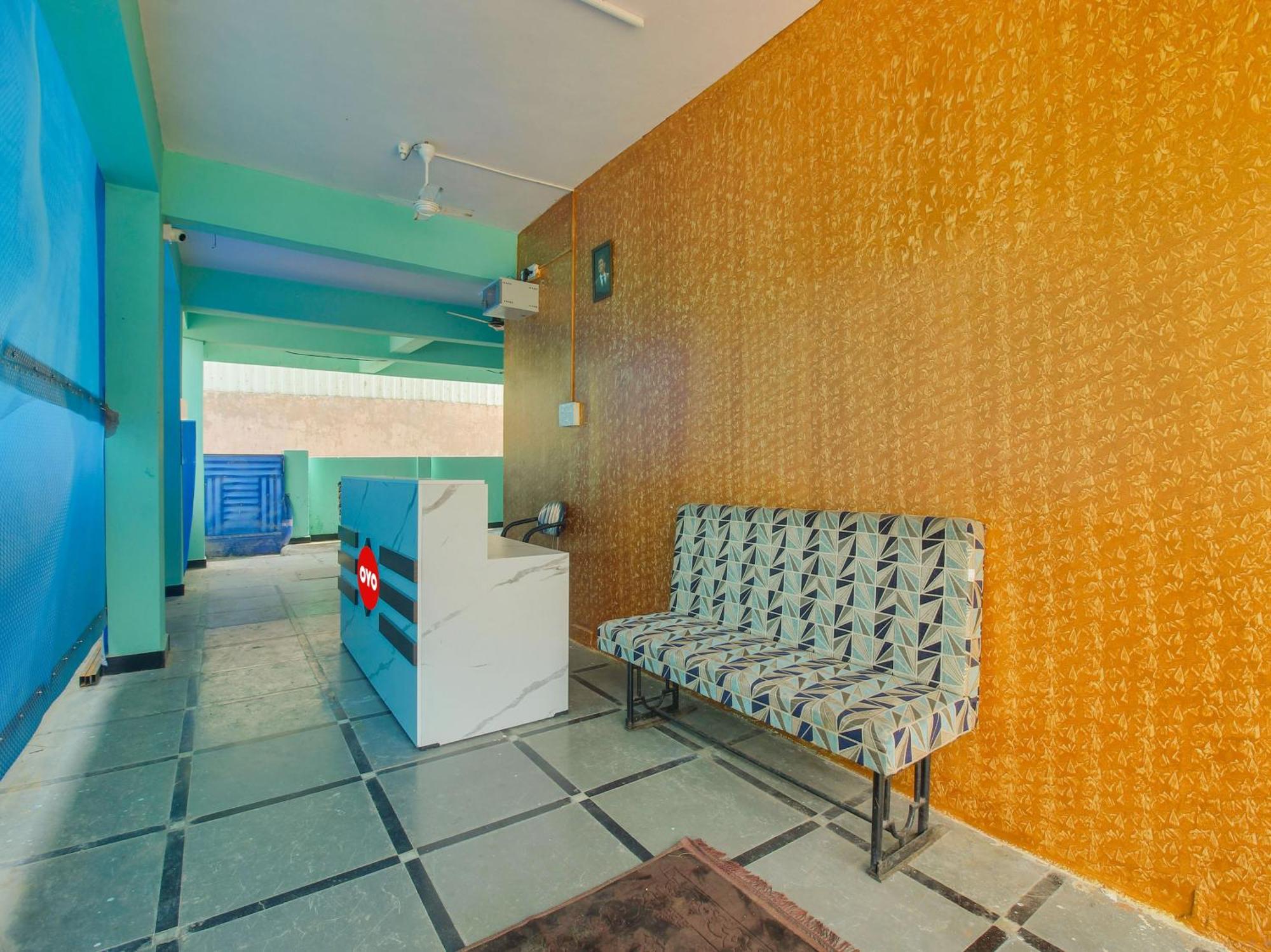 Hotel O R.J.International Pedda Ambarpet Luaran gambar
