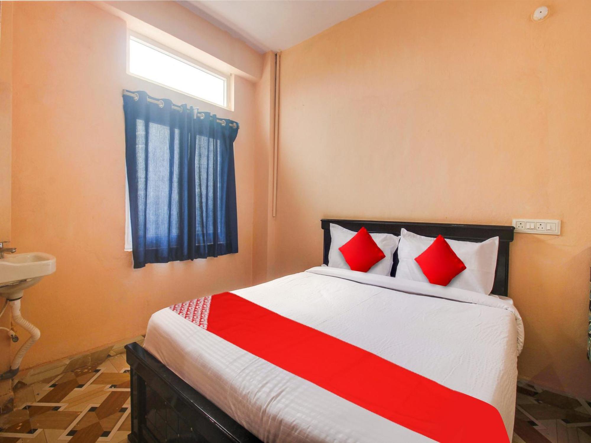 Hotel O R.J.International Pedda Ambarpet Luaran gambar